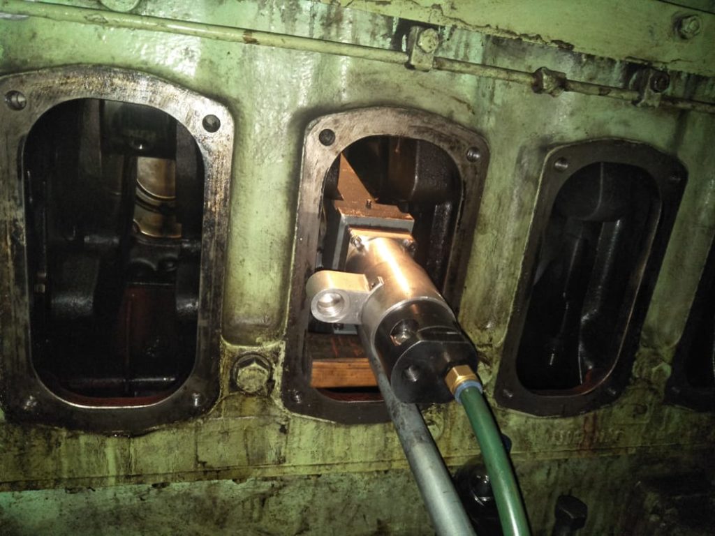 Grinding & Repair of Damaged Crankpin on Board a Vessel