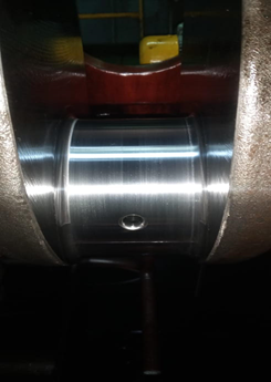 Crankpin of Daihatsu Engine 5DK-20 after grinding
