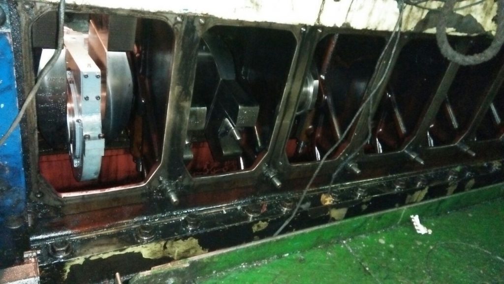 Crankshaft Grinding on Board a Vessel