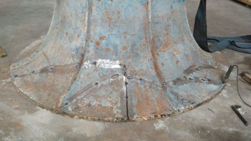 Pulverizer of Cement Plant under Repair by Metal Stitching Metal Locking